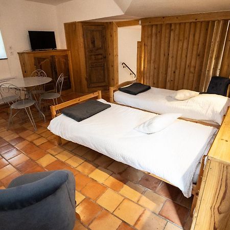 Le Pailler Chambres D'Hotes Restaurant Gite Piscine & Spa Verrieres  Exteriér fotografie