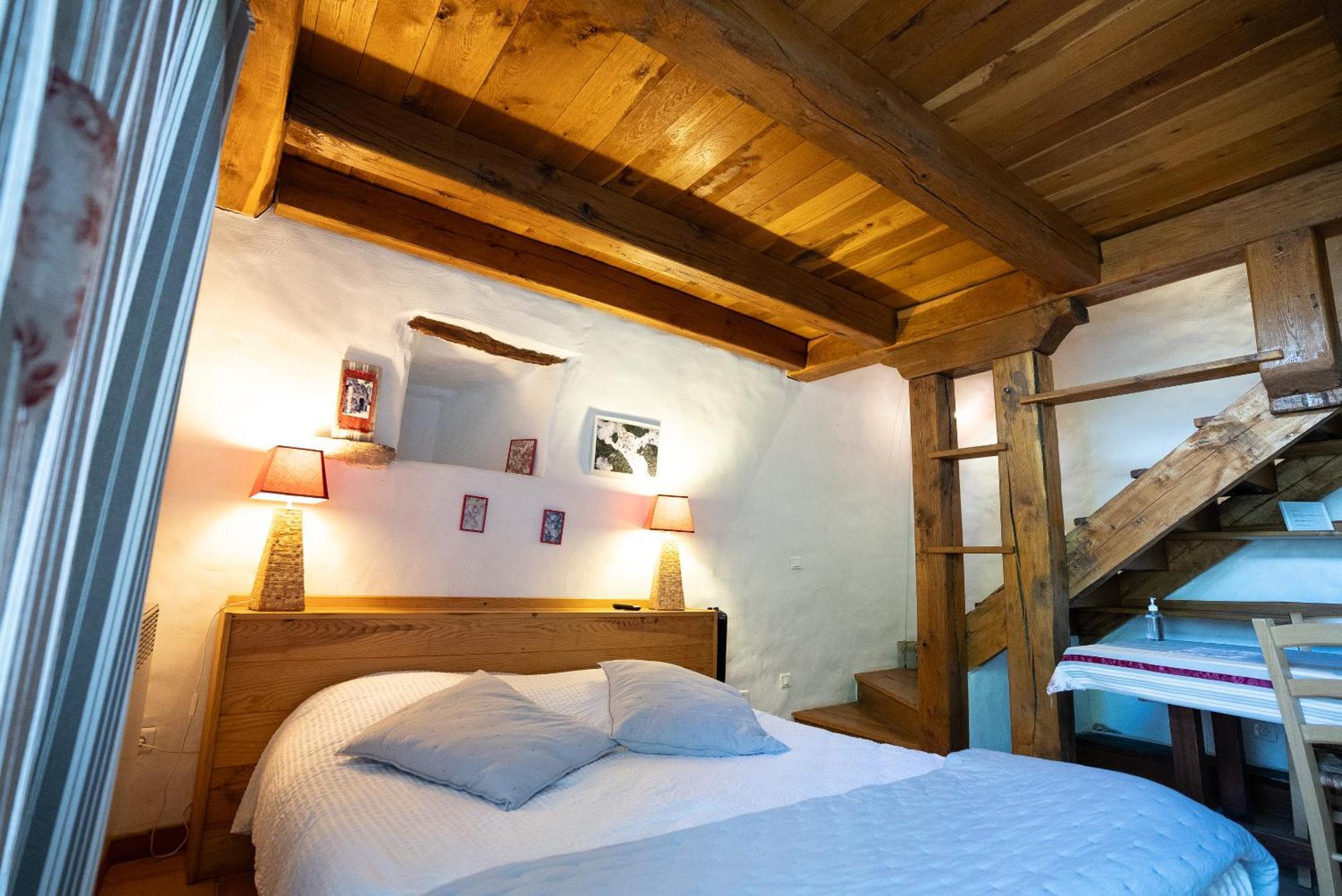 Le Pailler Chambres D'Hotes Restaurant Gite Piscine & Spa Verrieres  Exteriér fotografie