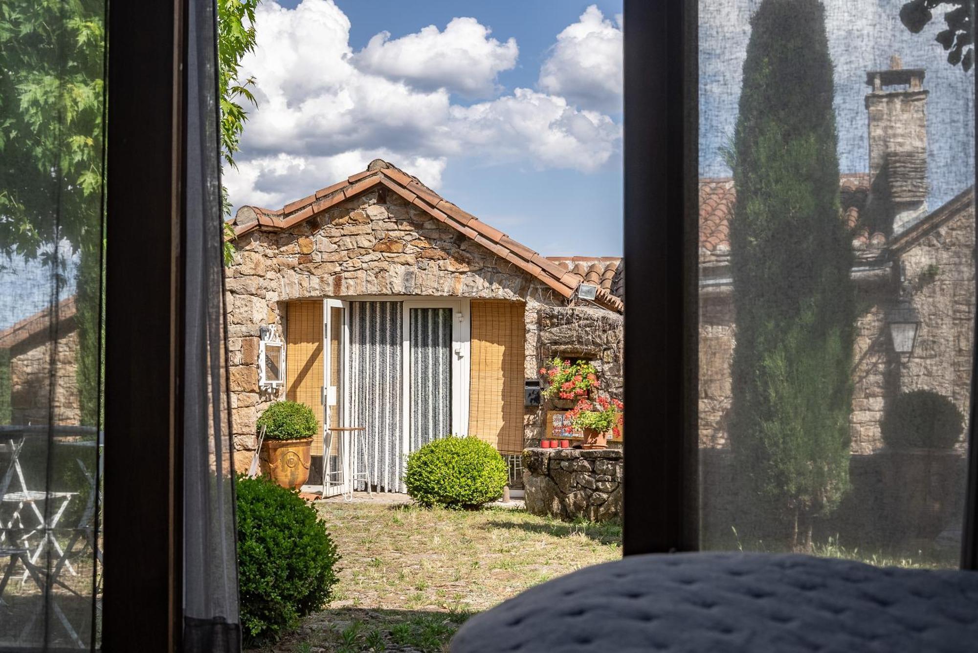 Le Pailler Chambres D'Hotes Restaurant Gite Piscine & Spa Verrieres  Exteriér fotografie